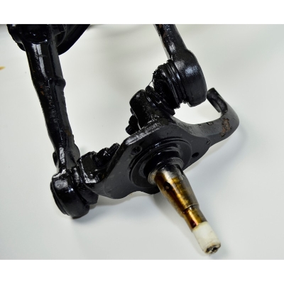 Complete Ball Joint Axle Beam, with Adjusters, Take Off